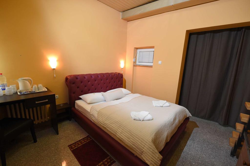 Apartment Inn Rooms Novi Sad Ruang foto