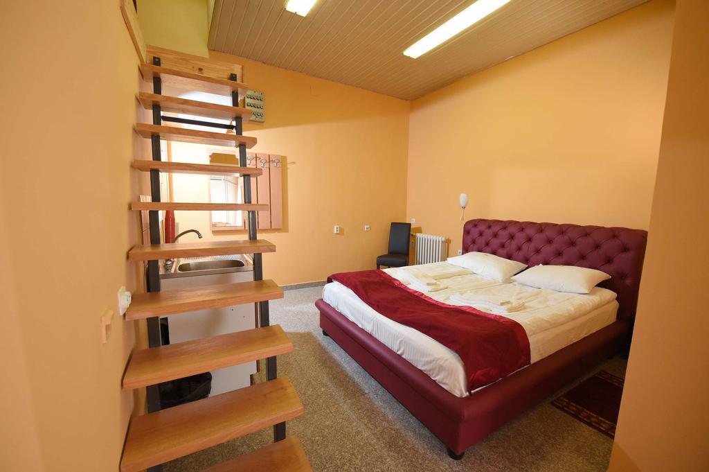 Apartment Inn Rooms Novi Sad Ruang foto